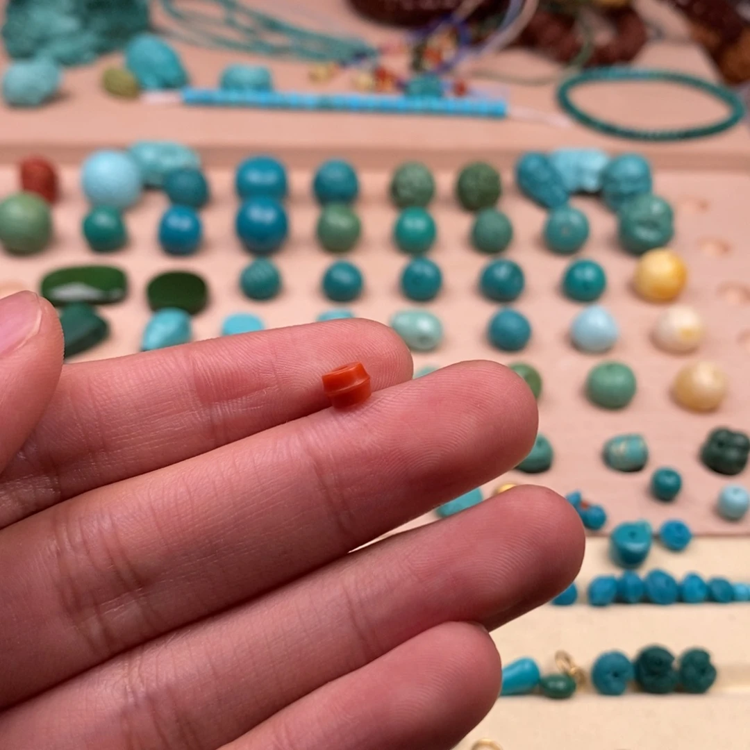 南红玛瑙配饰未镶嵌小***菇