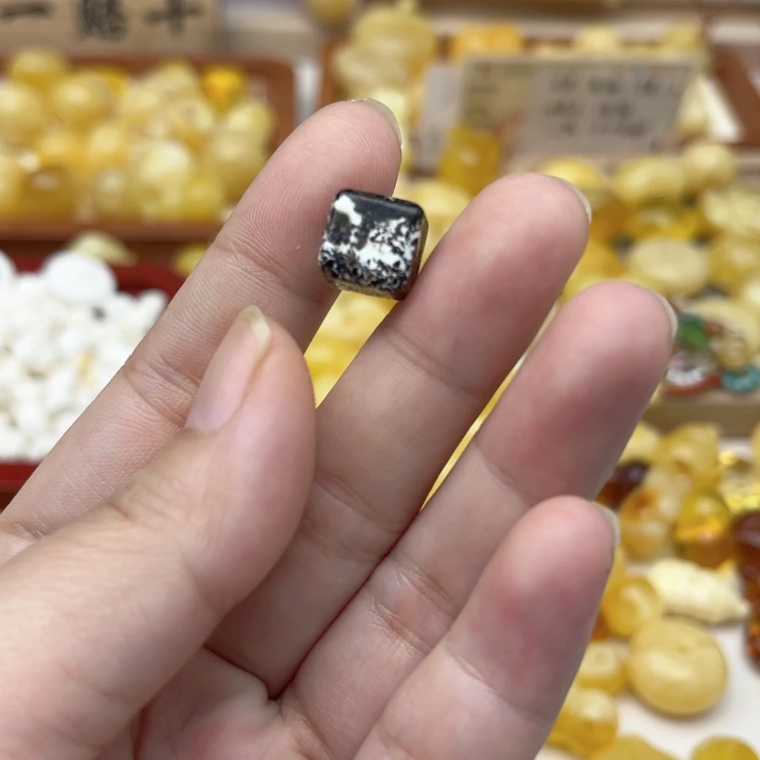 裸石蜜蜡未镶嵌天然