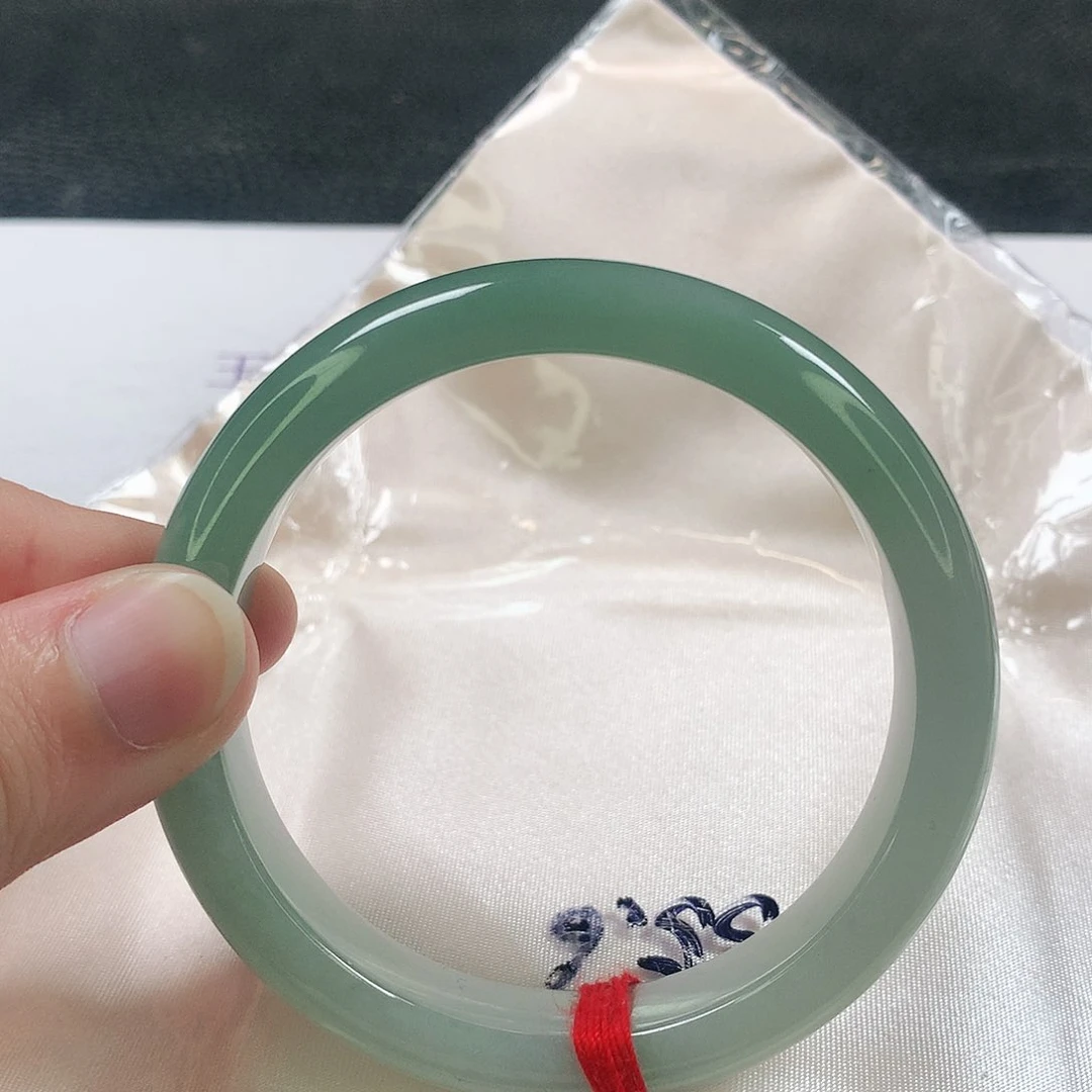 未镶嵌手镯翡翠350