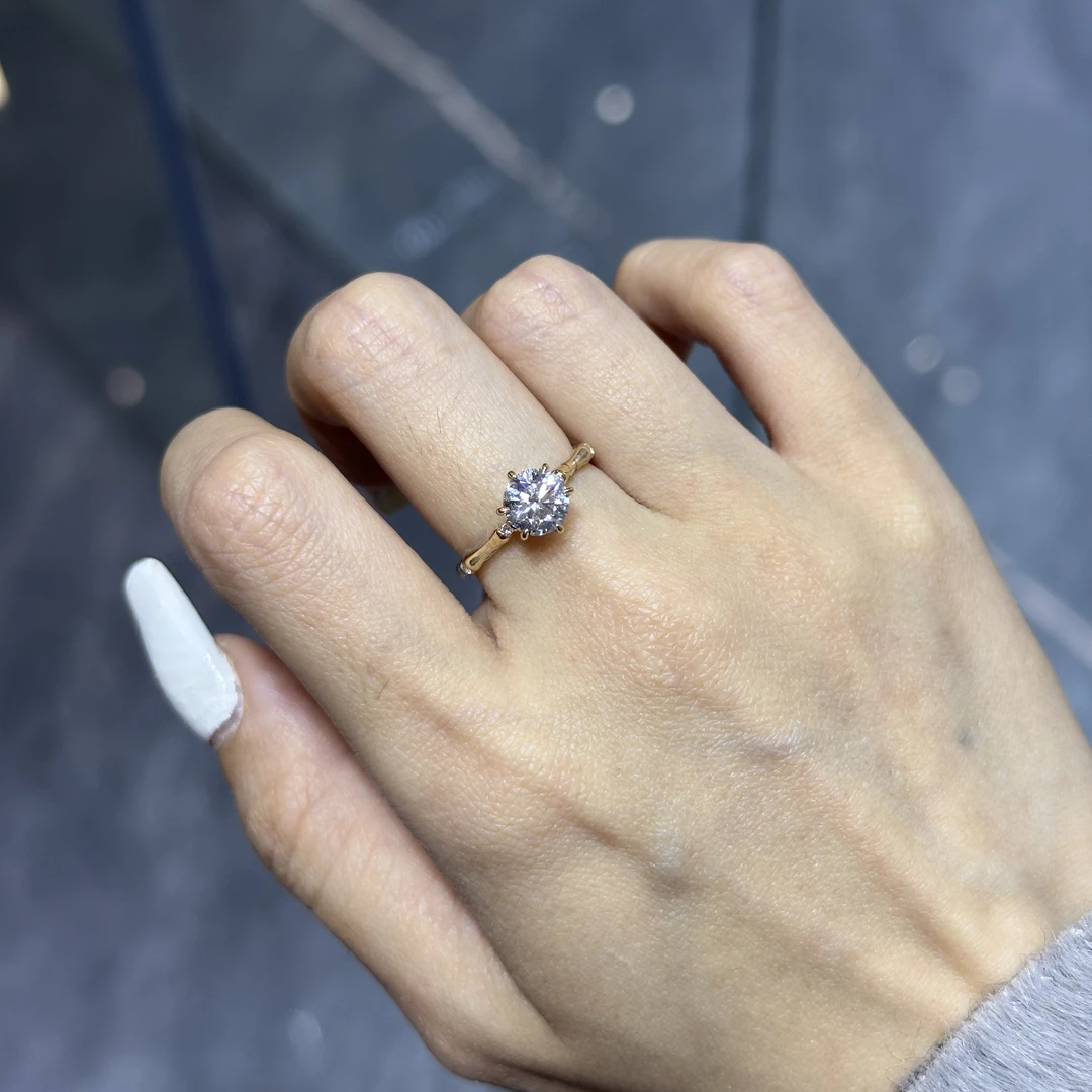 实验室培育钻石k黄竹节六爪戒指气质精致送女友送老婆