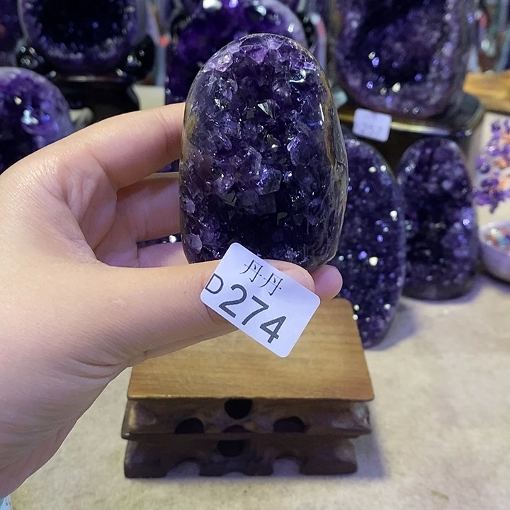 未镶嵌水晶大型摆件（非配饰）