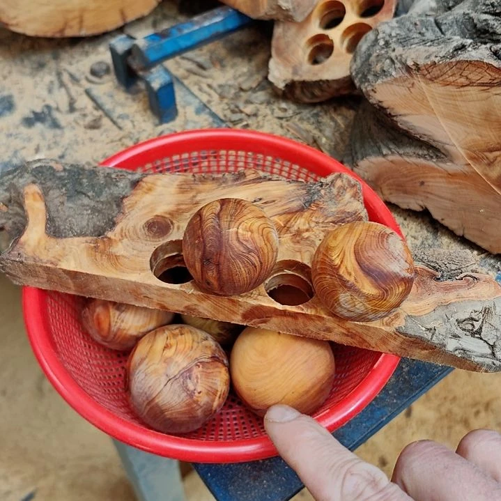 L*太行崖柏手工艺品