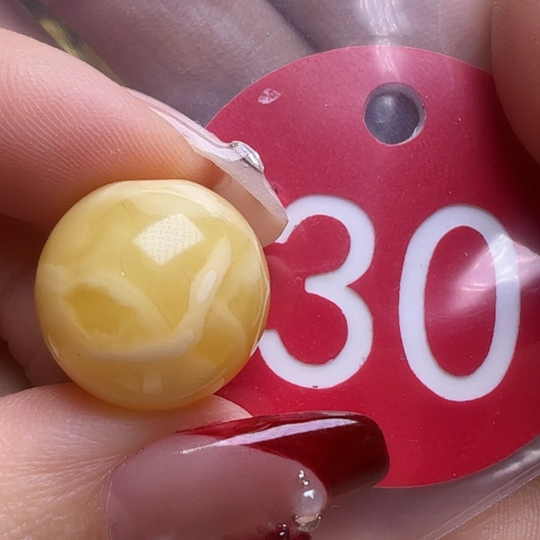 蜜蜡未镶嵌珠宝奇石孔道微瑕15.6mm圆珠