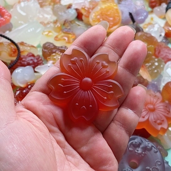 玛瑙/玉髓颈饰未镶嵌?****