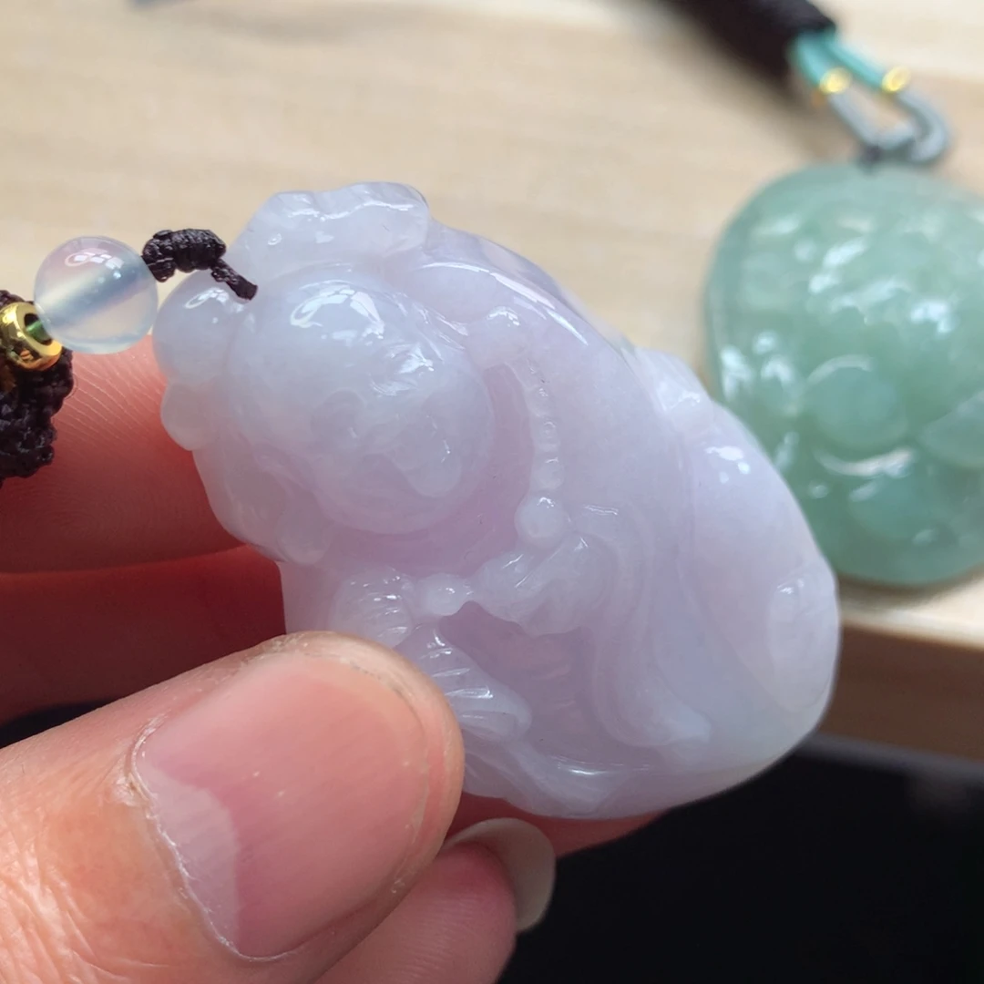 颈饰未镶嵌翡翠吊坠