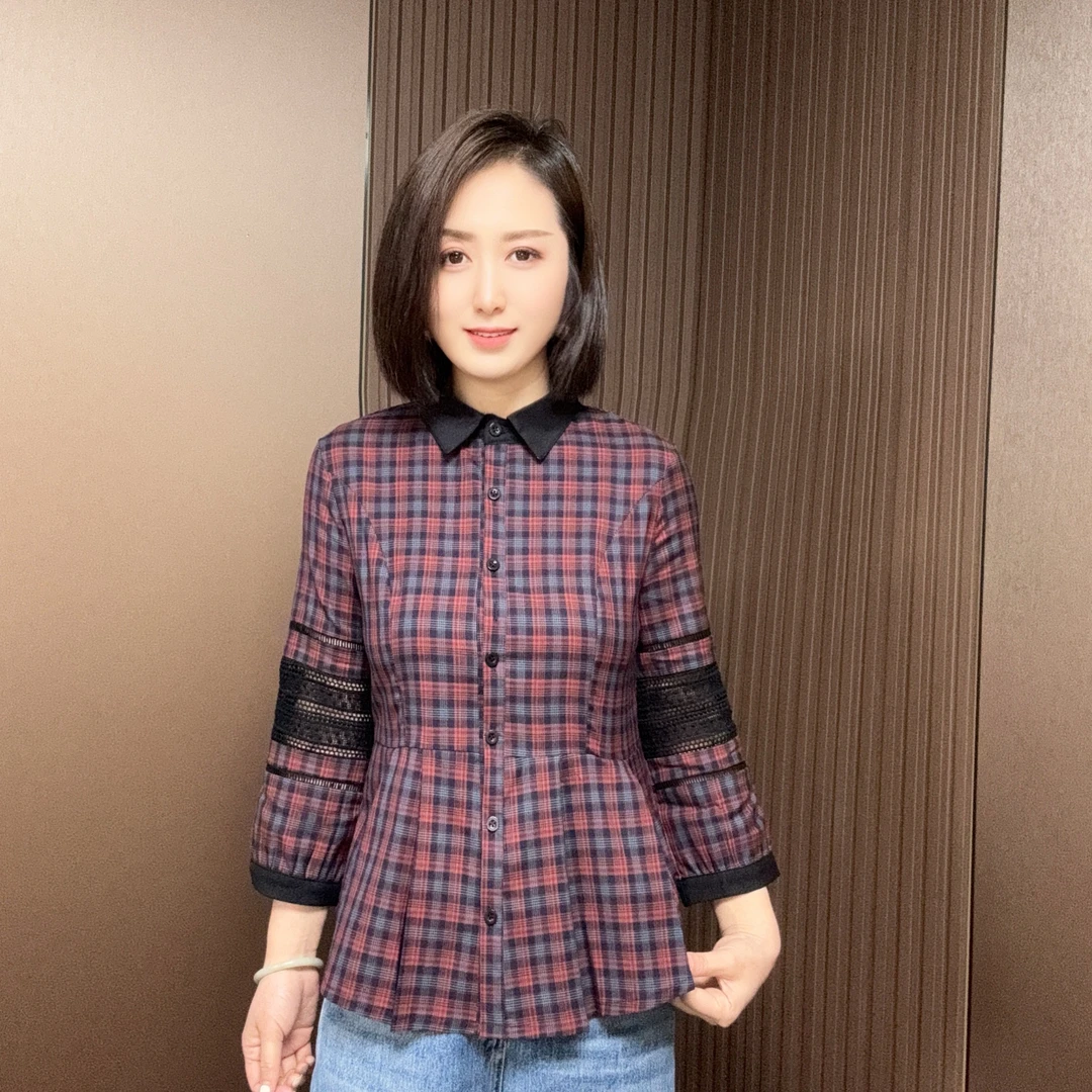 新款时尚气质修身百搭长袖显瘦中老年休闲衬衣Z1502