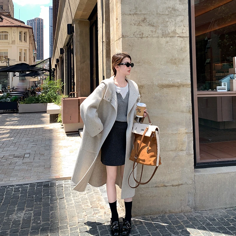 浅灰色连帽双面羊绒大衣女秋冬2025新款气质时髦长款加厚毛呢外套