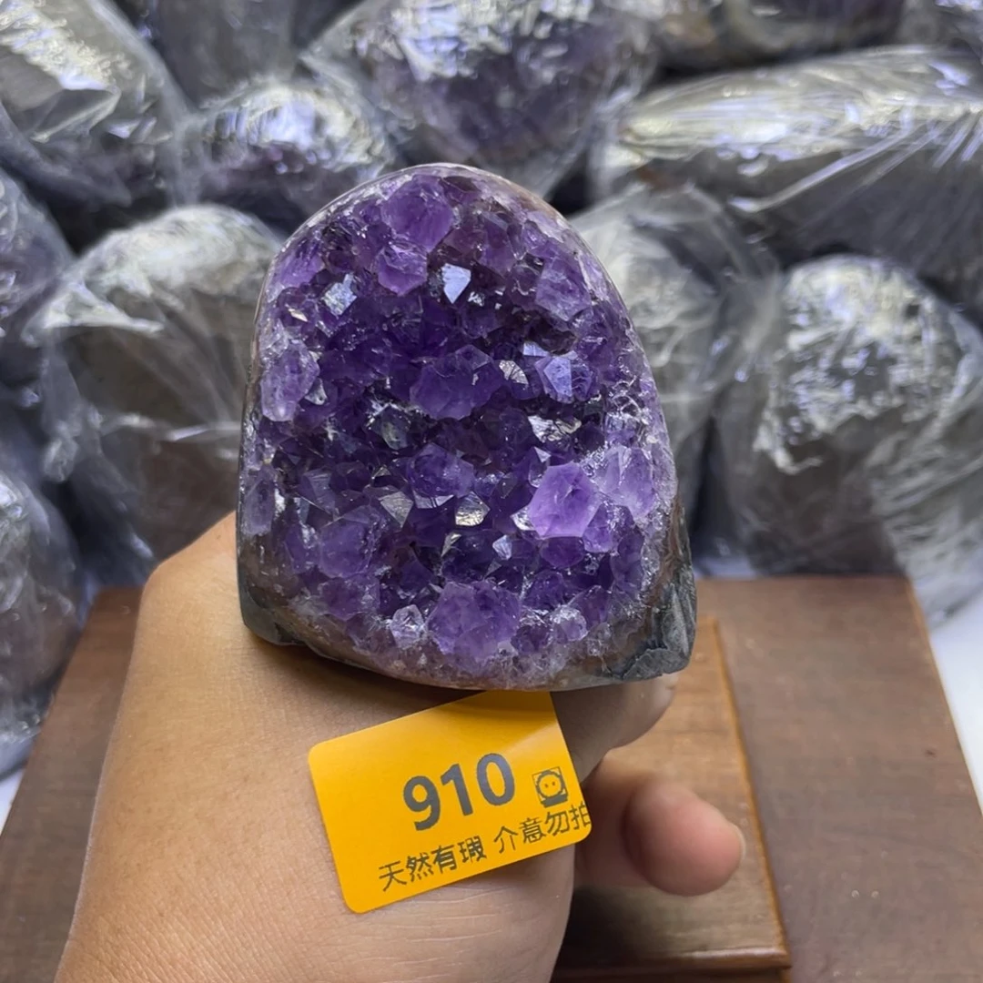 未镶嵌水晶大型摆件（非配饰）