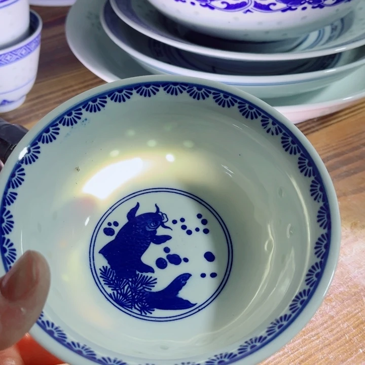 青花玲珑5寸饭碗鱼