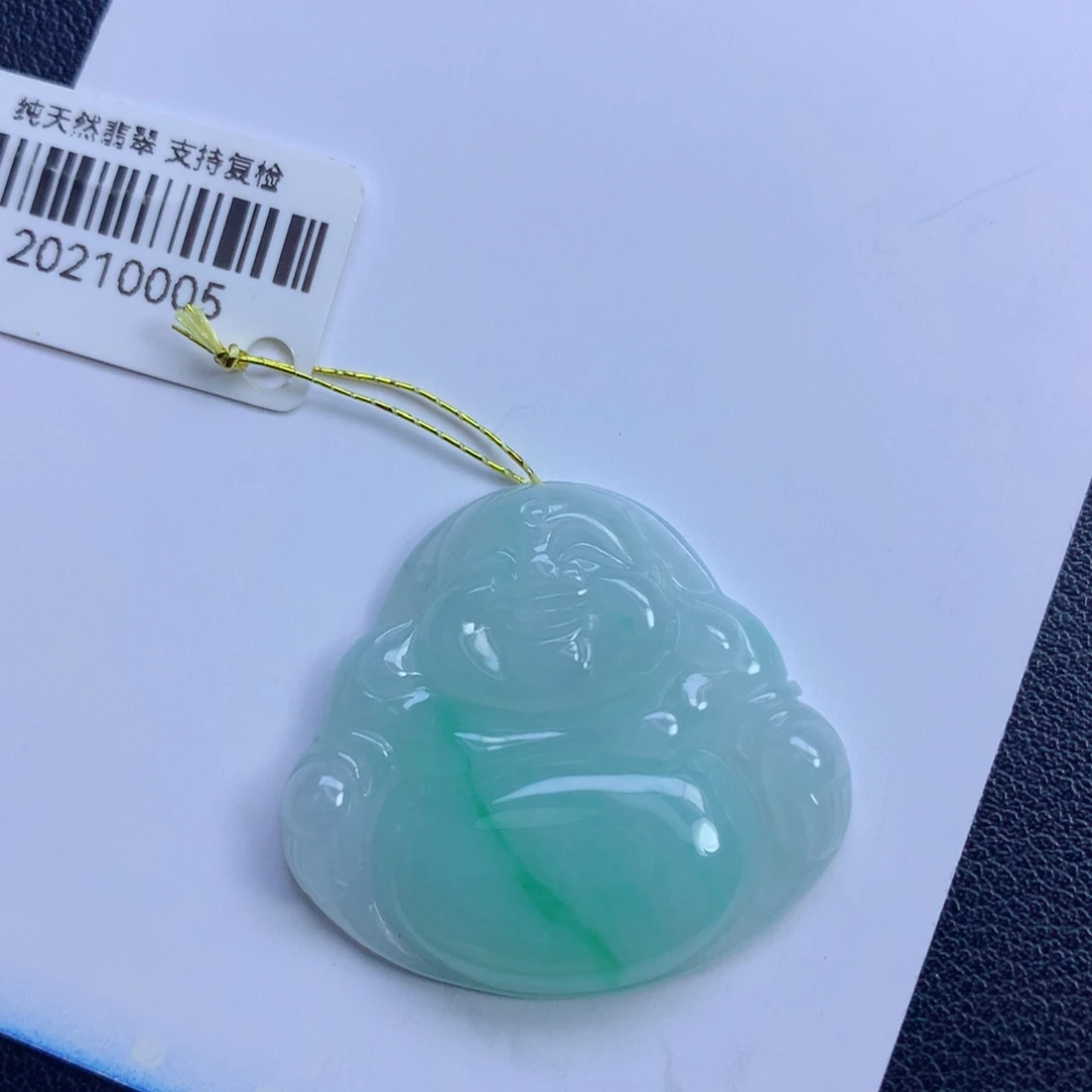翡翠未镶嵌颈饰佛公