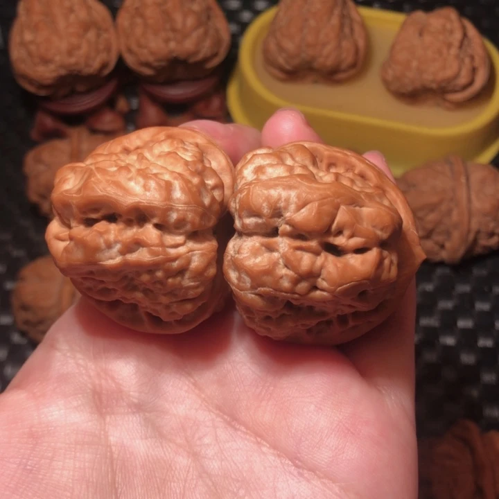 没***刺文玩核桃把件蛙王