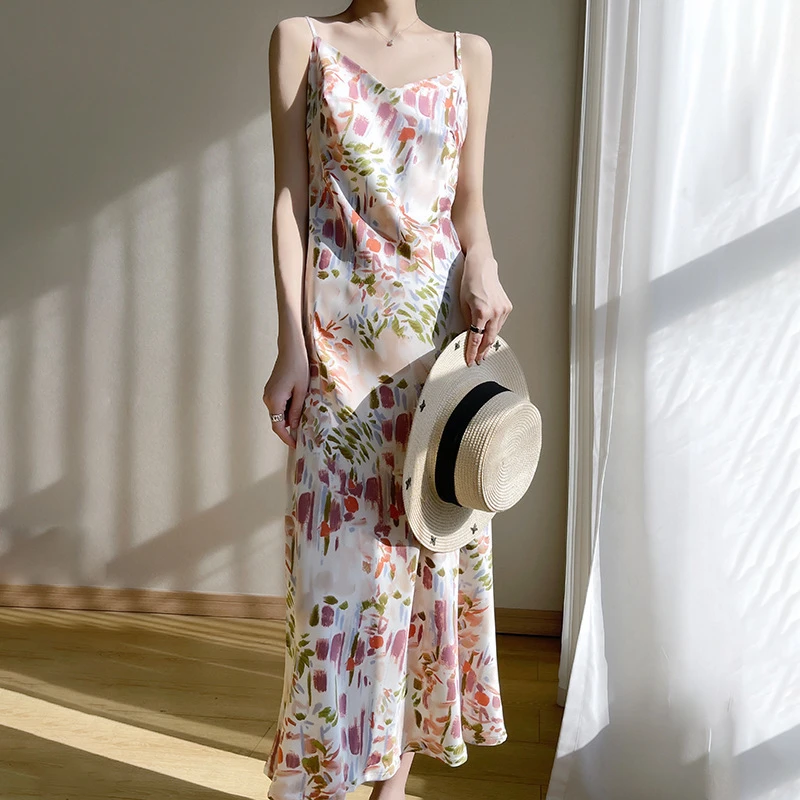 法式碎花性感显瘦气质复古长款夏季吊带裙女新款高端丝滑醋酸缎面