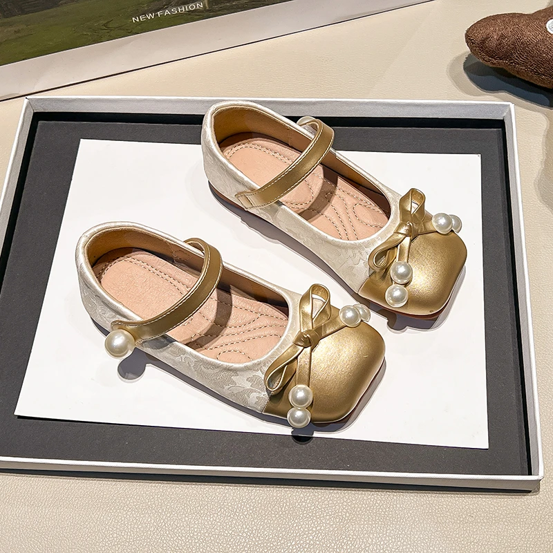 女童公主鞋2025春秋新款儿童鞋子皮鞋小女孩演出软底单鞋四季瓢鞋