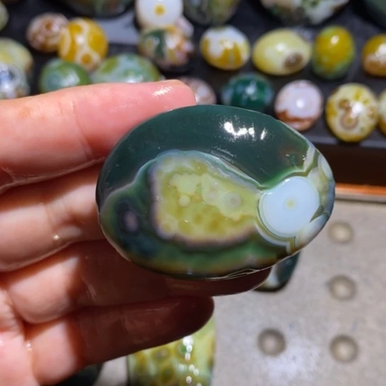 未镶嵌玛瑙/玉髓珠宝半成品25