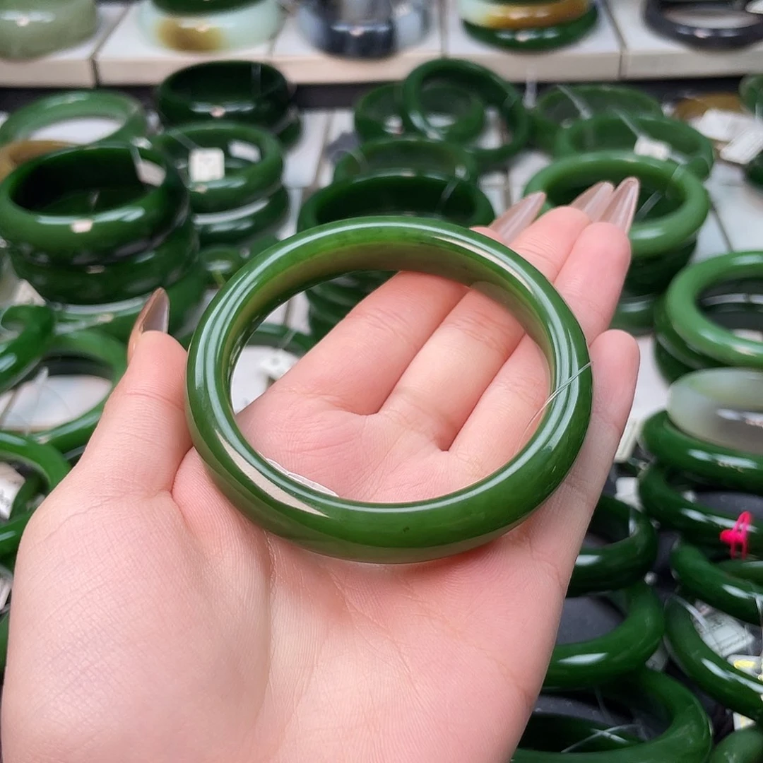 和田玉（碧玉）手镯未镶嵌