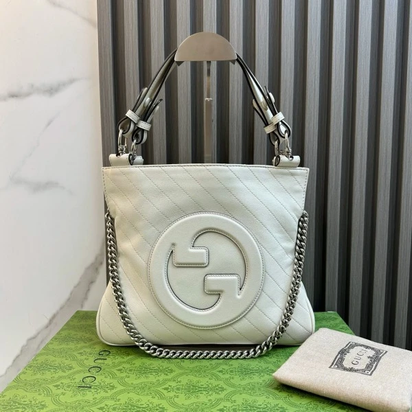 95新/古驰/包包/市场价99999/250528CZ0027