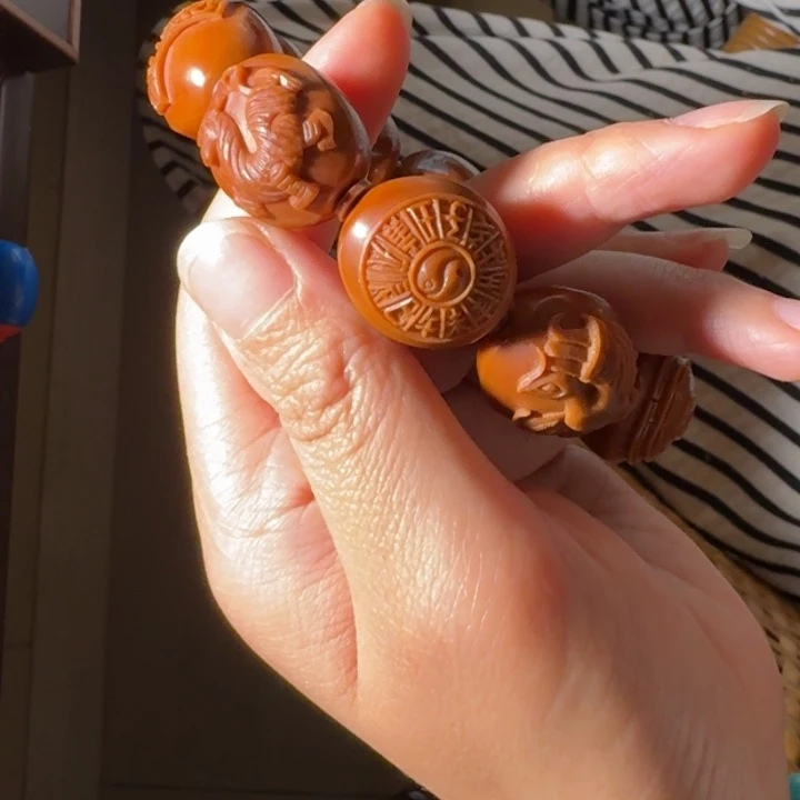 橄榄核手串/手链缘**往橄榄核雕
