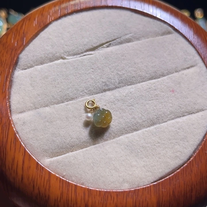 定制翡翠18K金镶嵌