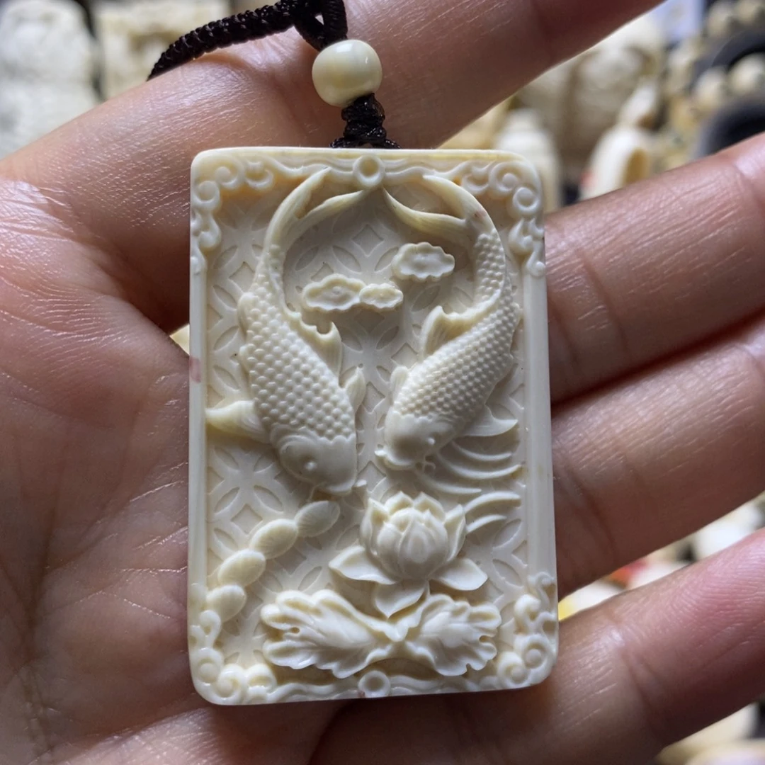 非金属无镶嵌保真猛犸牌尺寸30.2x44.9x7.6瑕疵