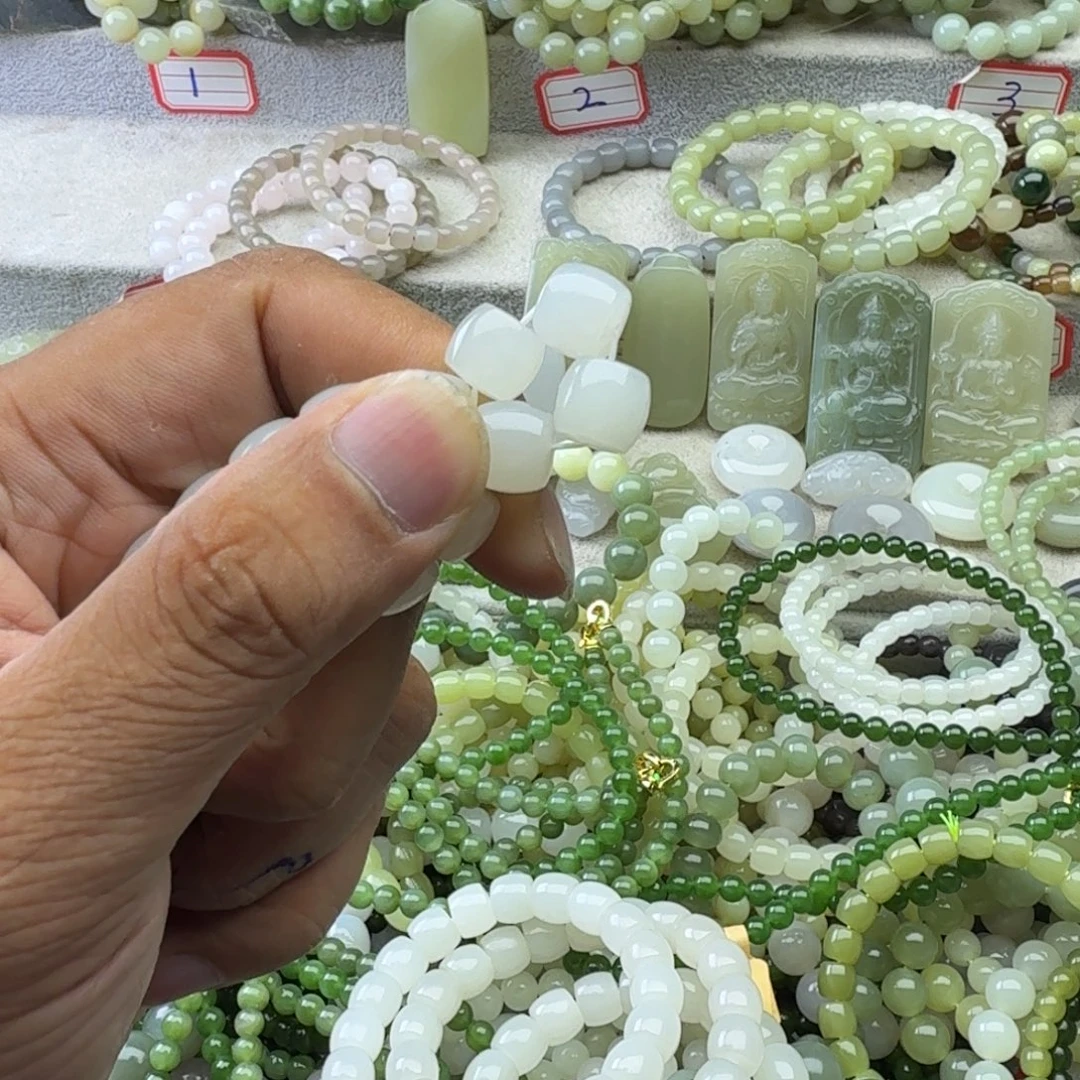 E***E手链未镶嵌和田玉