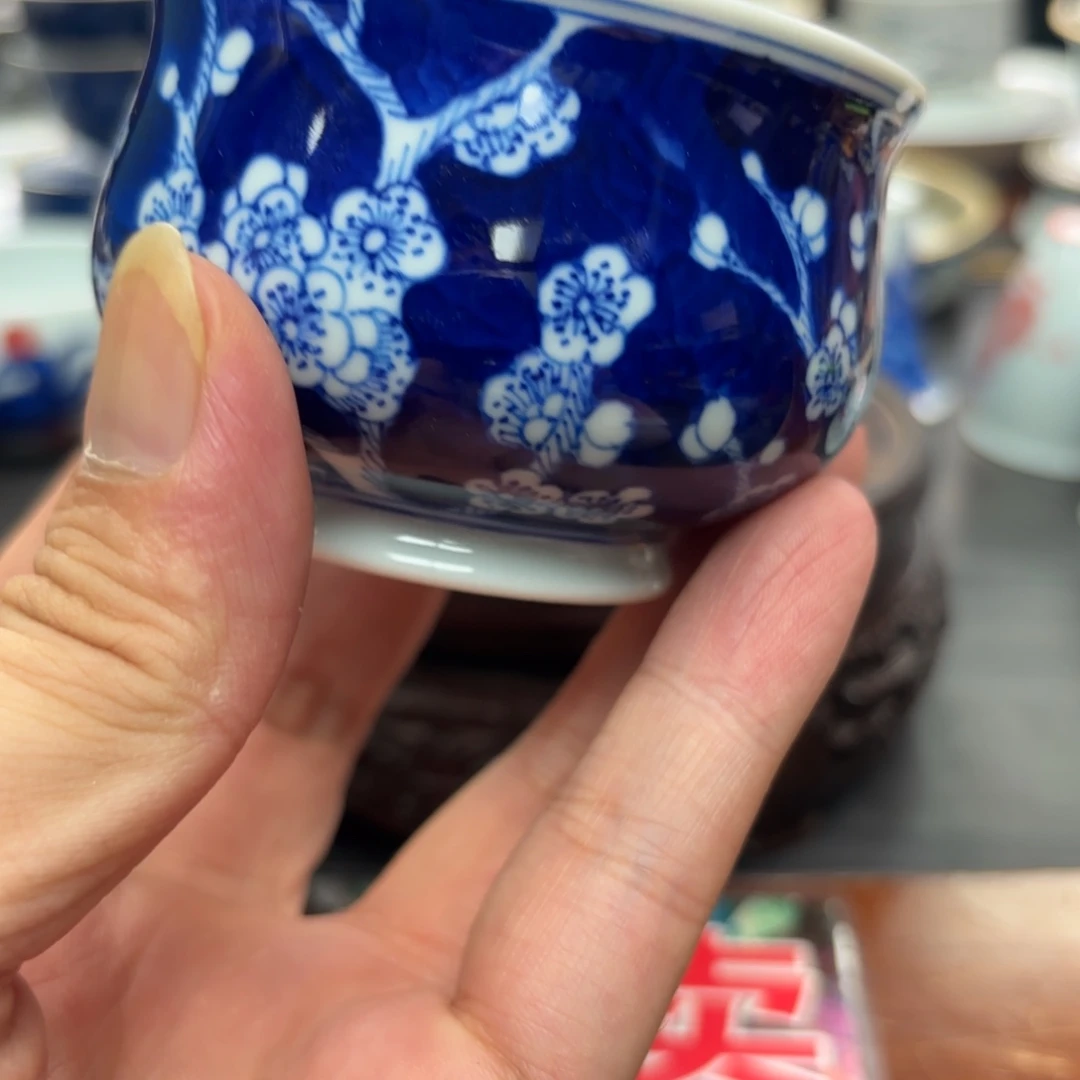 手绘青花冰梅杯子8