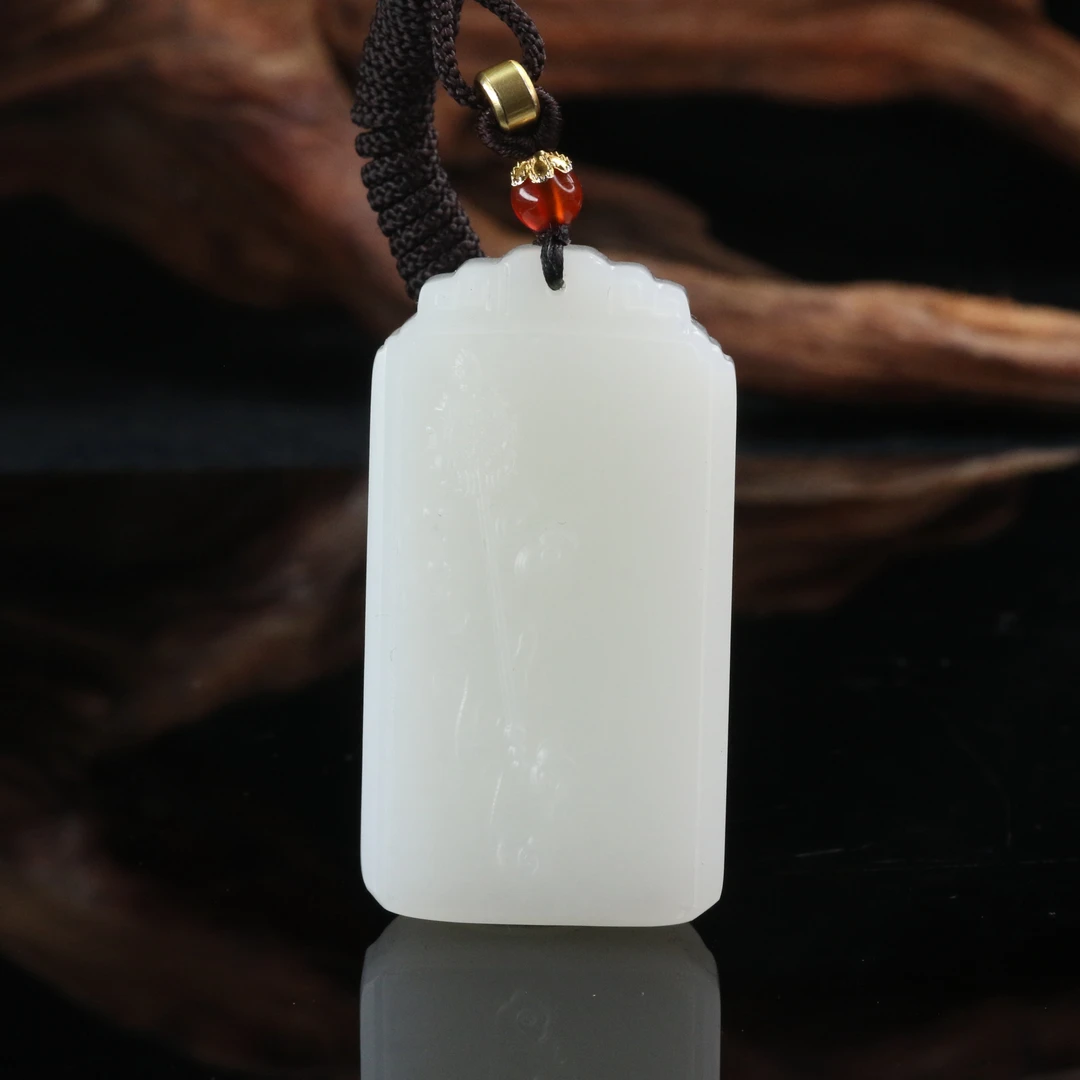 26和田玉白玉吊坠/600439上海嘉禾拍卖