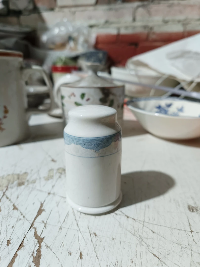 牙签罐一个微瑕完美主义者绕行