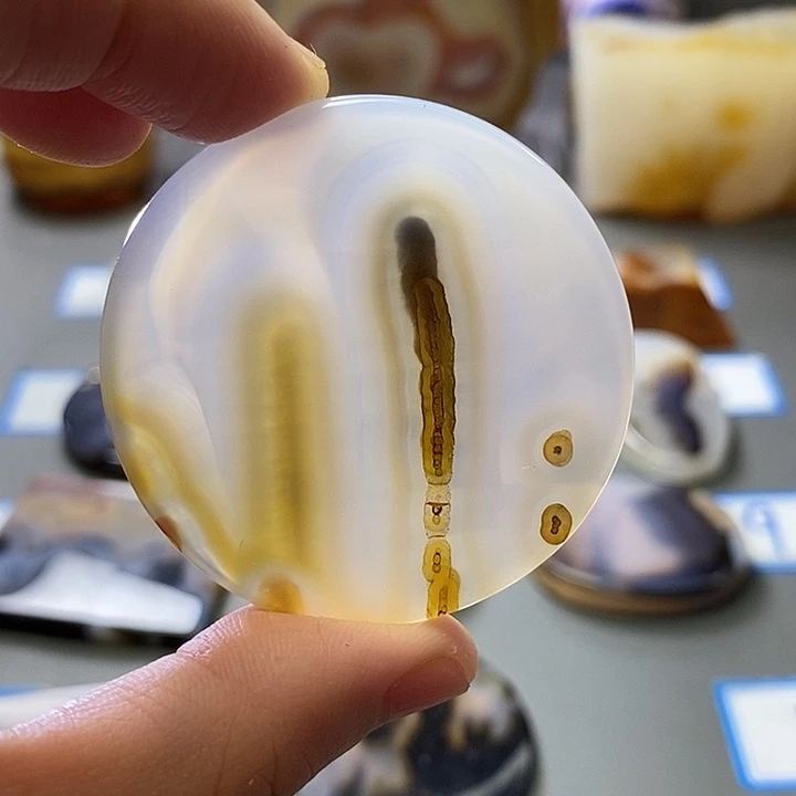 玛瑙/玉髓未镶嵌珠宝半成品88