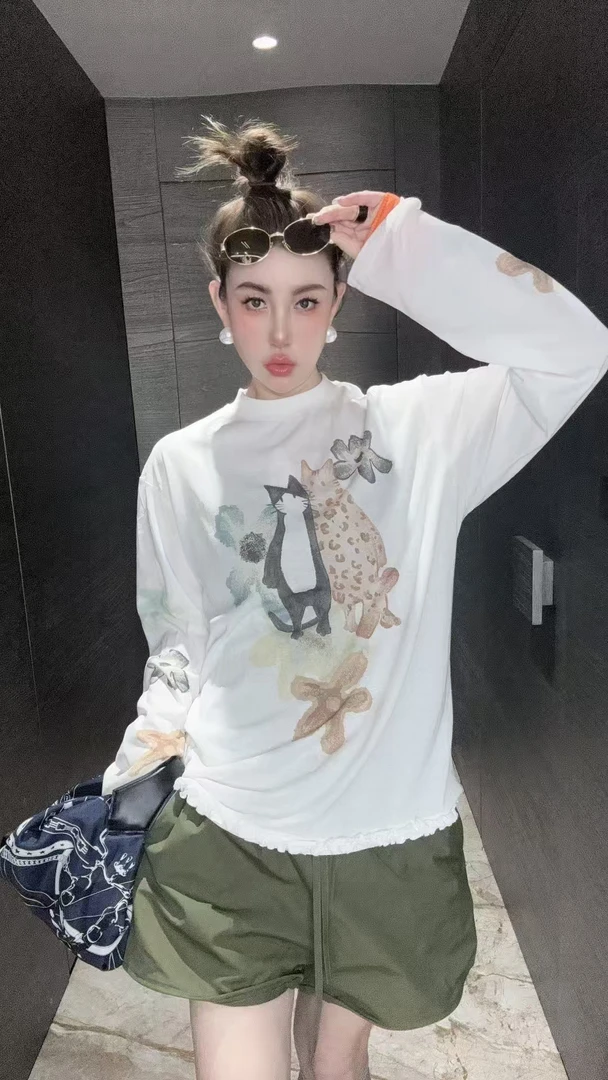 【HAV】新款时髦圆领卡通猫猫海星长袖套头上衣