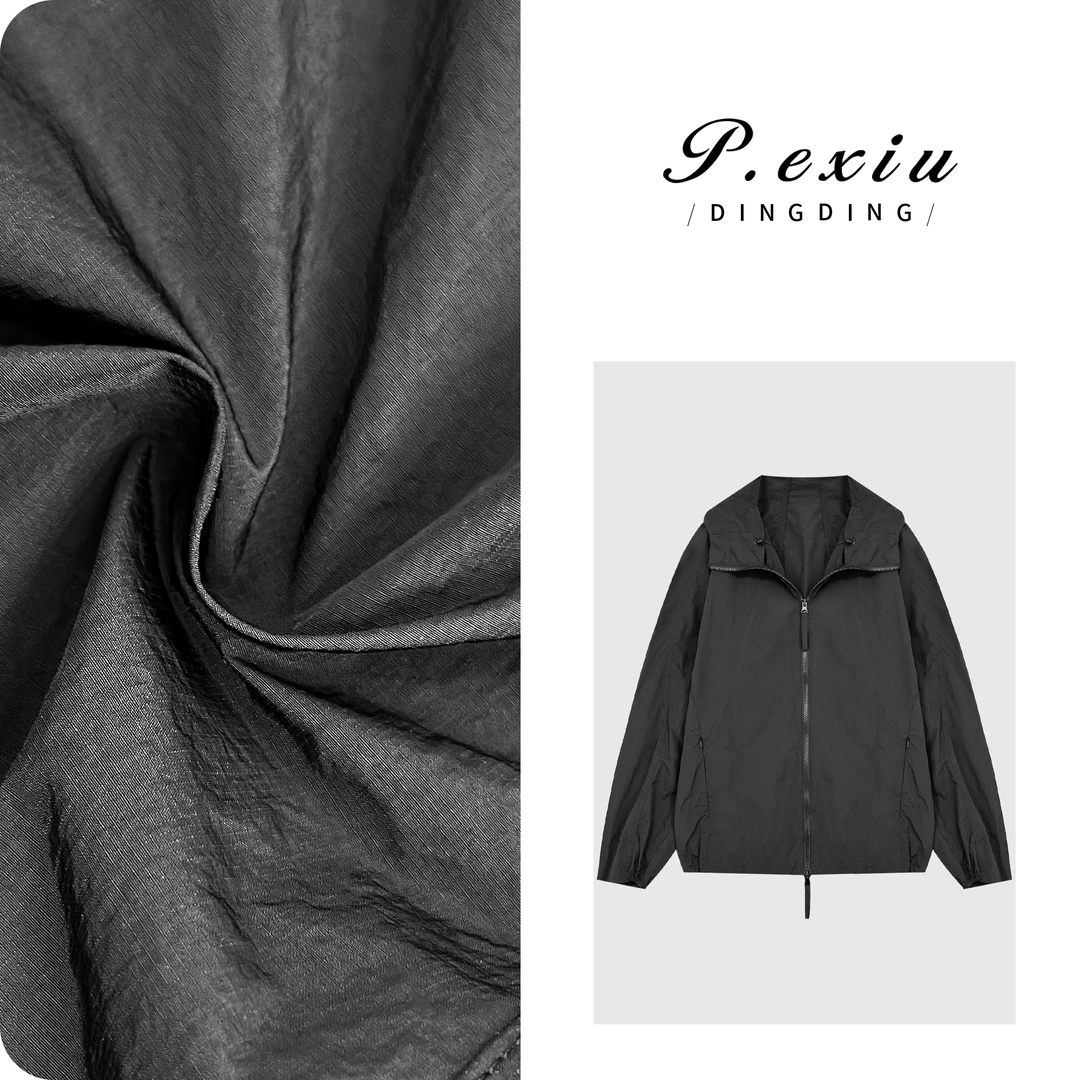 轻薄质感抽绳双拉链连帽冲锋衣外套M8902