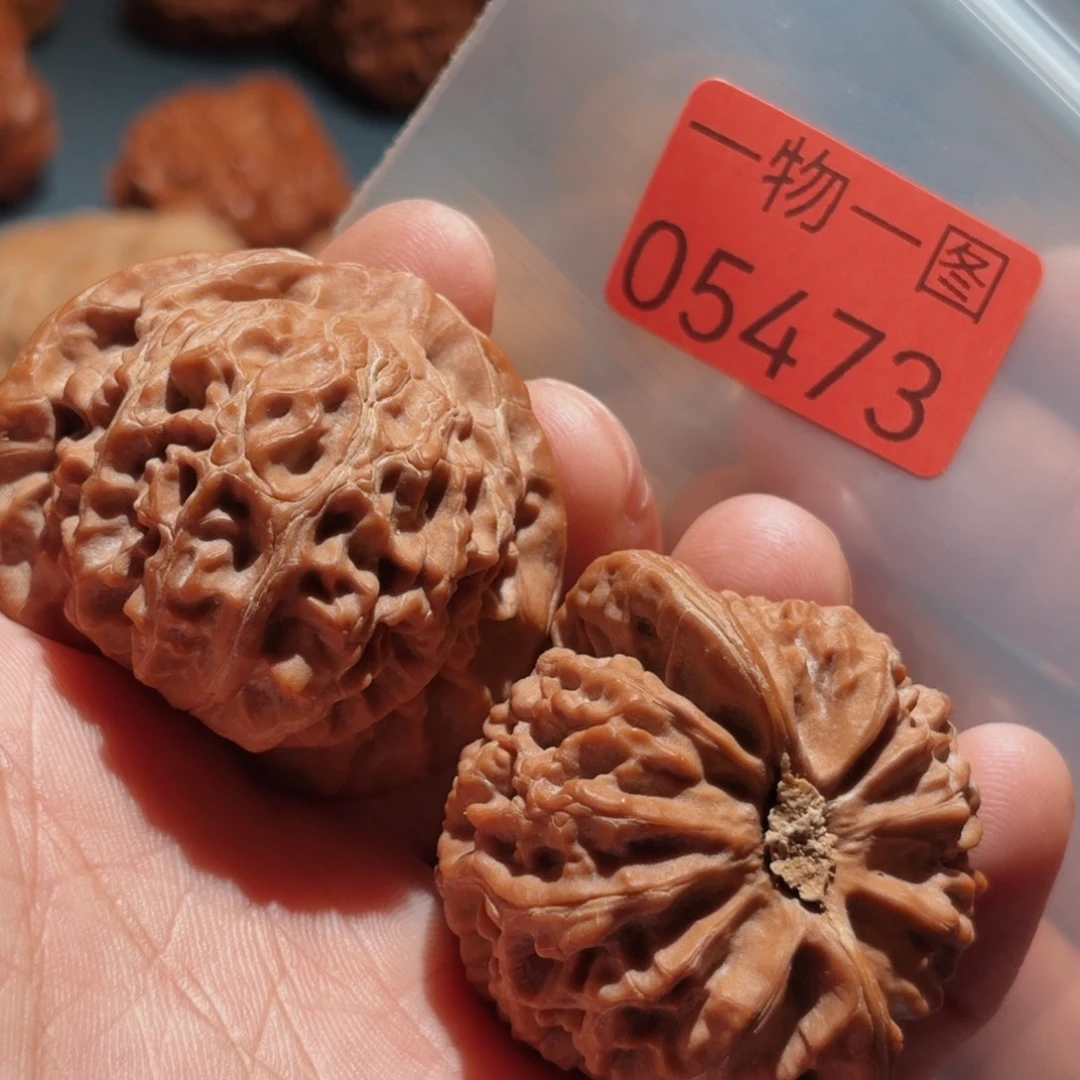 文玩核桃把件宫灯