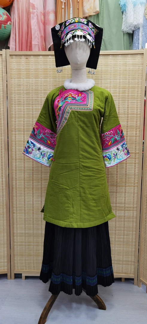 青色夹棉苗服民族服装英姐苗服