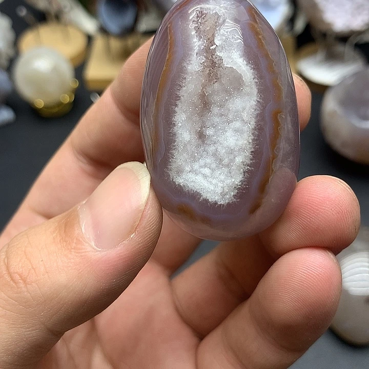 玛瑙/玉髓未镶嵌珠宝奇石