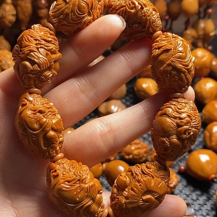 吊坠橄榄核整身钟馗