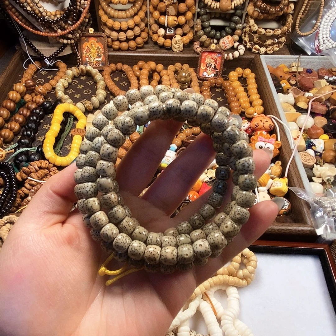 核桃石玉料星月老型