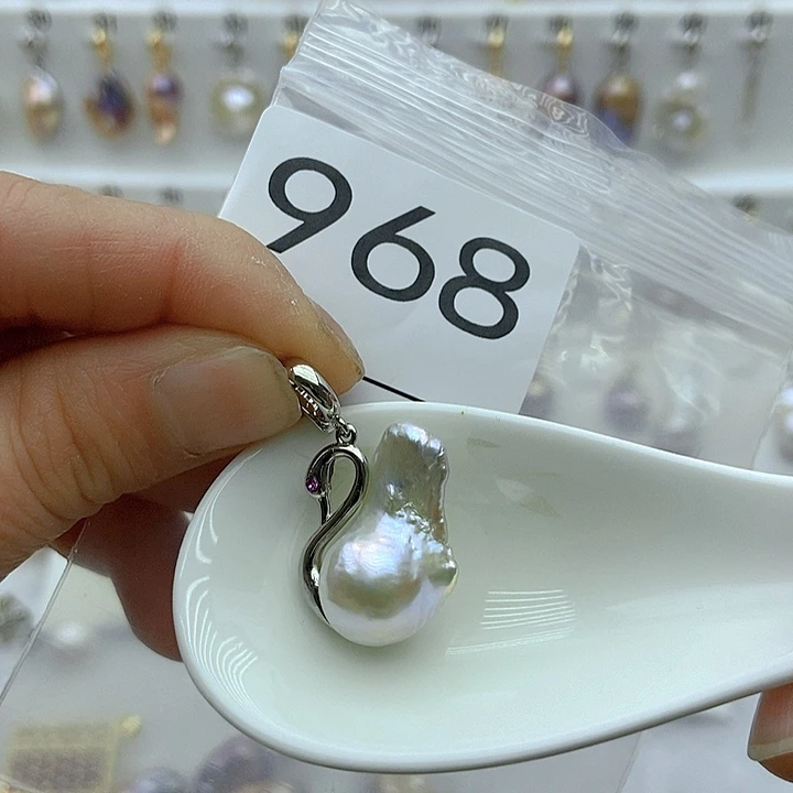 淡水珍珠颈饰银S925镶嵌