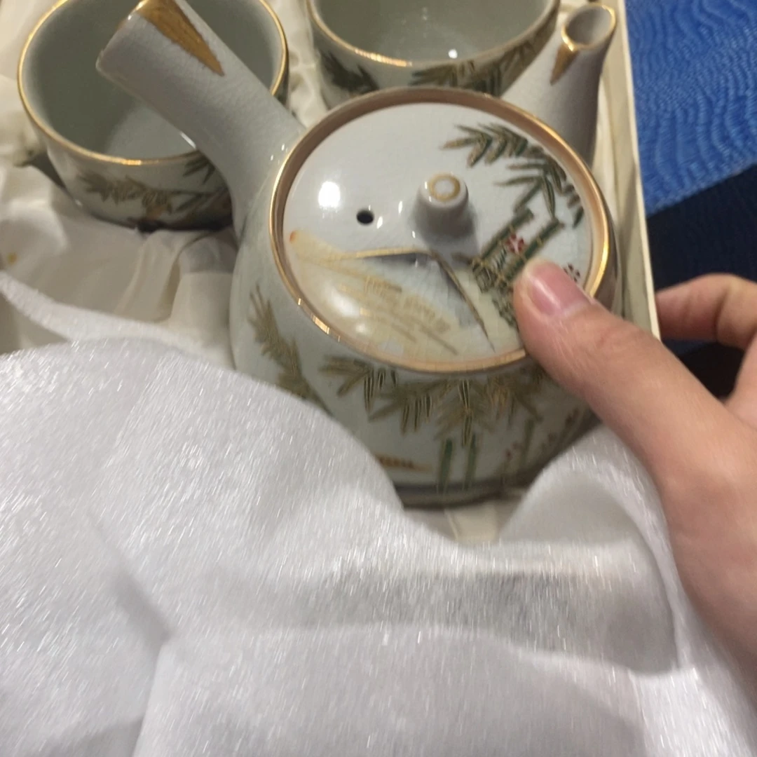 瓷片好想好想好想减肥减肥快点