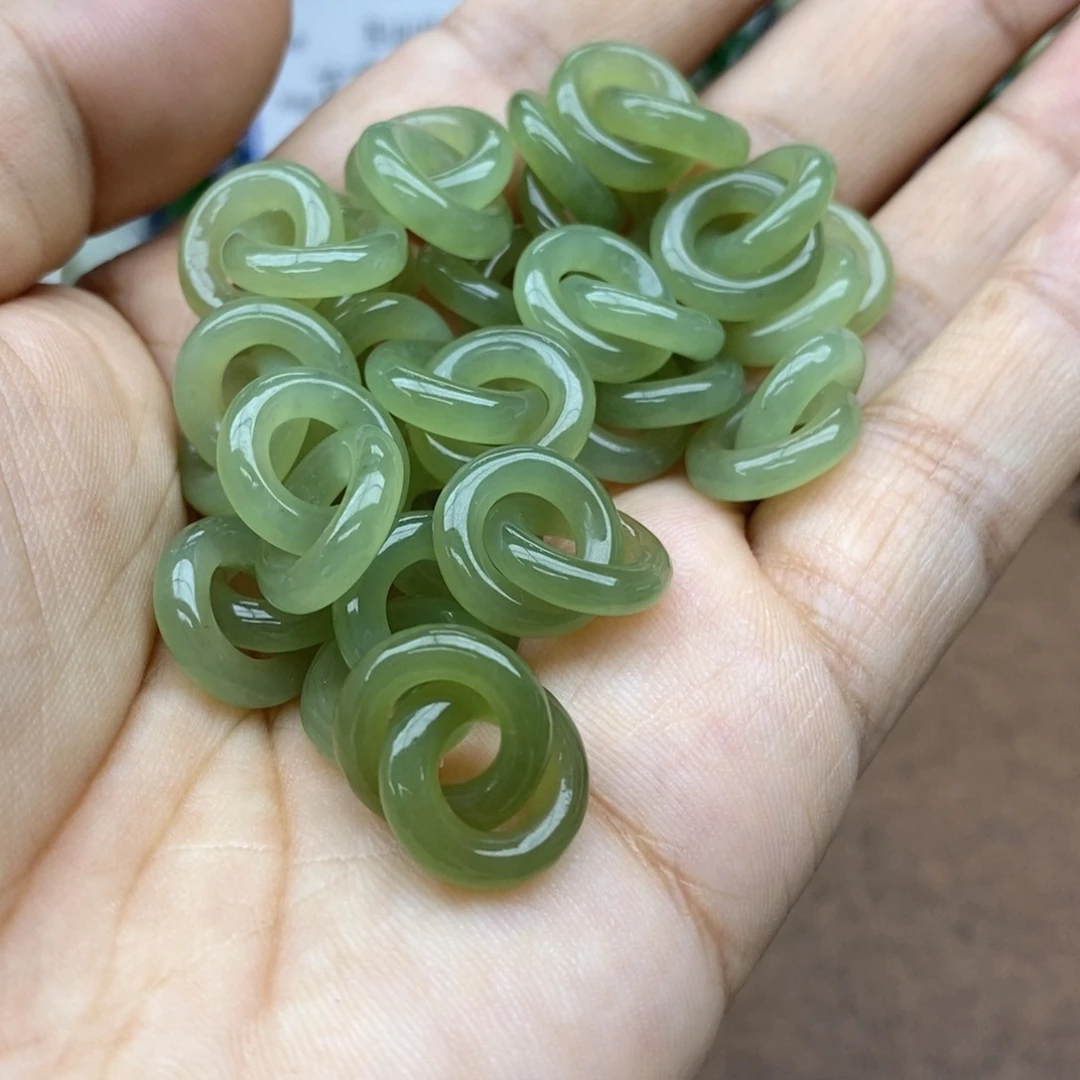 和田玉未镶嵌吊坠(不含链)