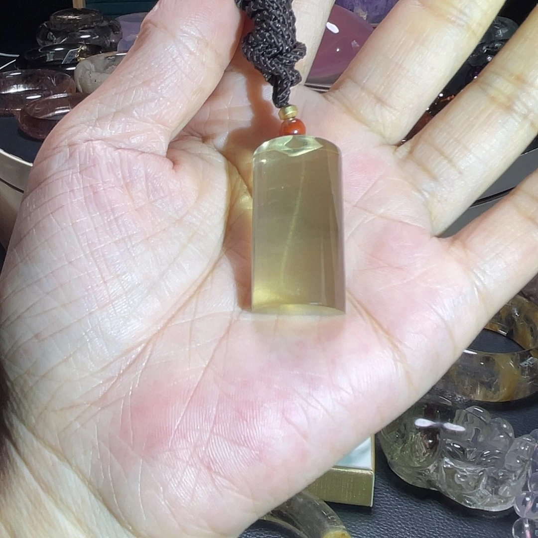 翠****未镶嵌水晶吊坠(赠链)吊坠