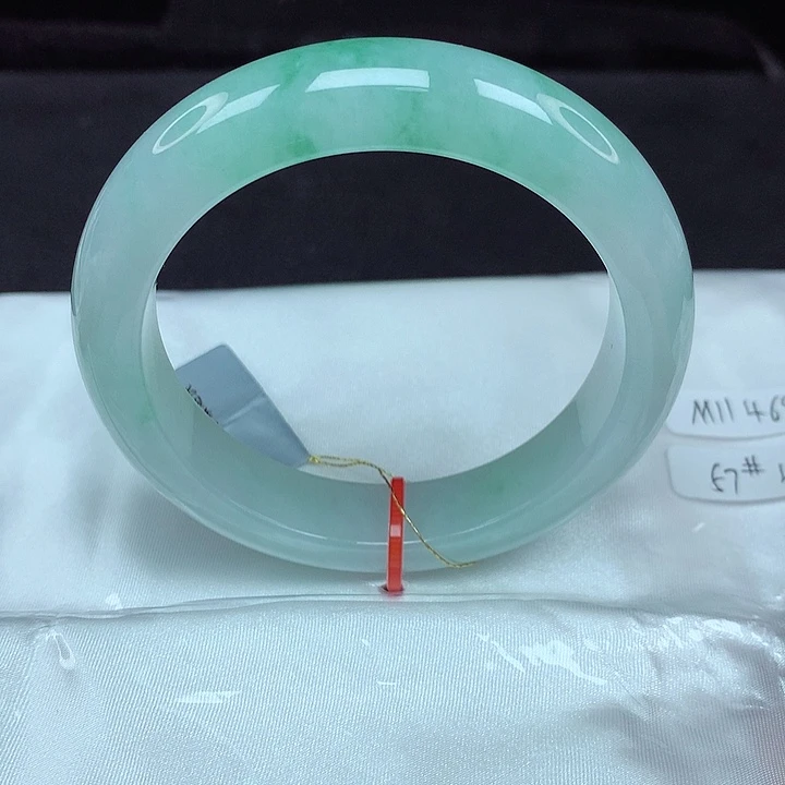 翡翠未镶嵌手镯57圈698