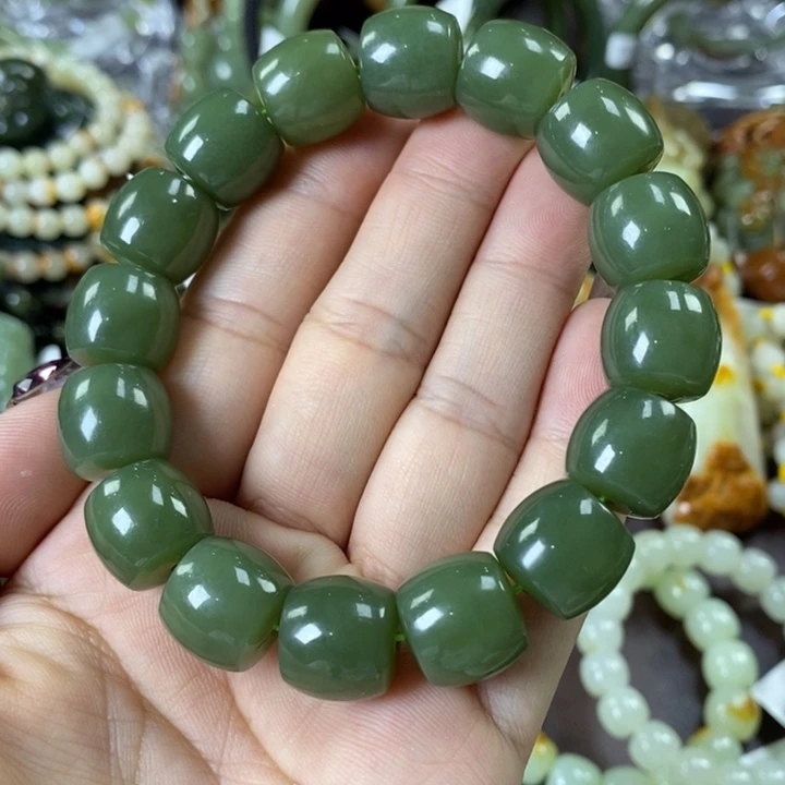 透闪石质玉手串未镶嵌L*X