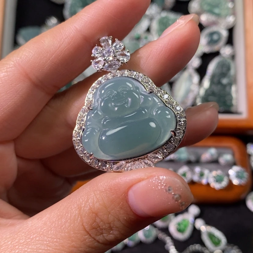 【闪购商品】翡翠颈饰未镶嵌小****?天然