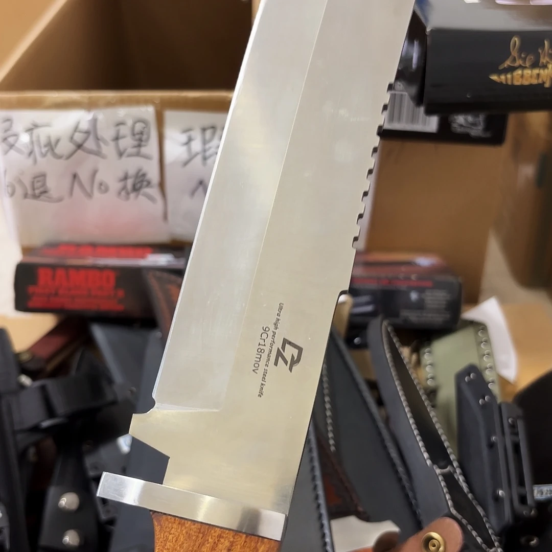 w***l特制钢清仓特价大破山瑕疵刀