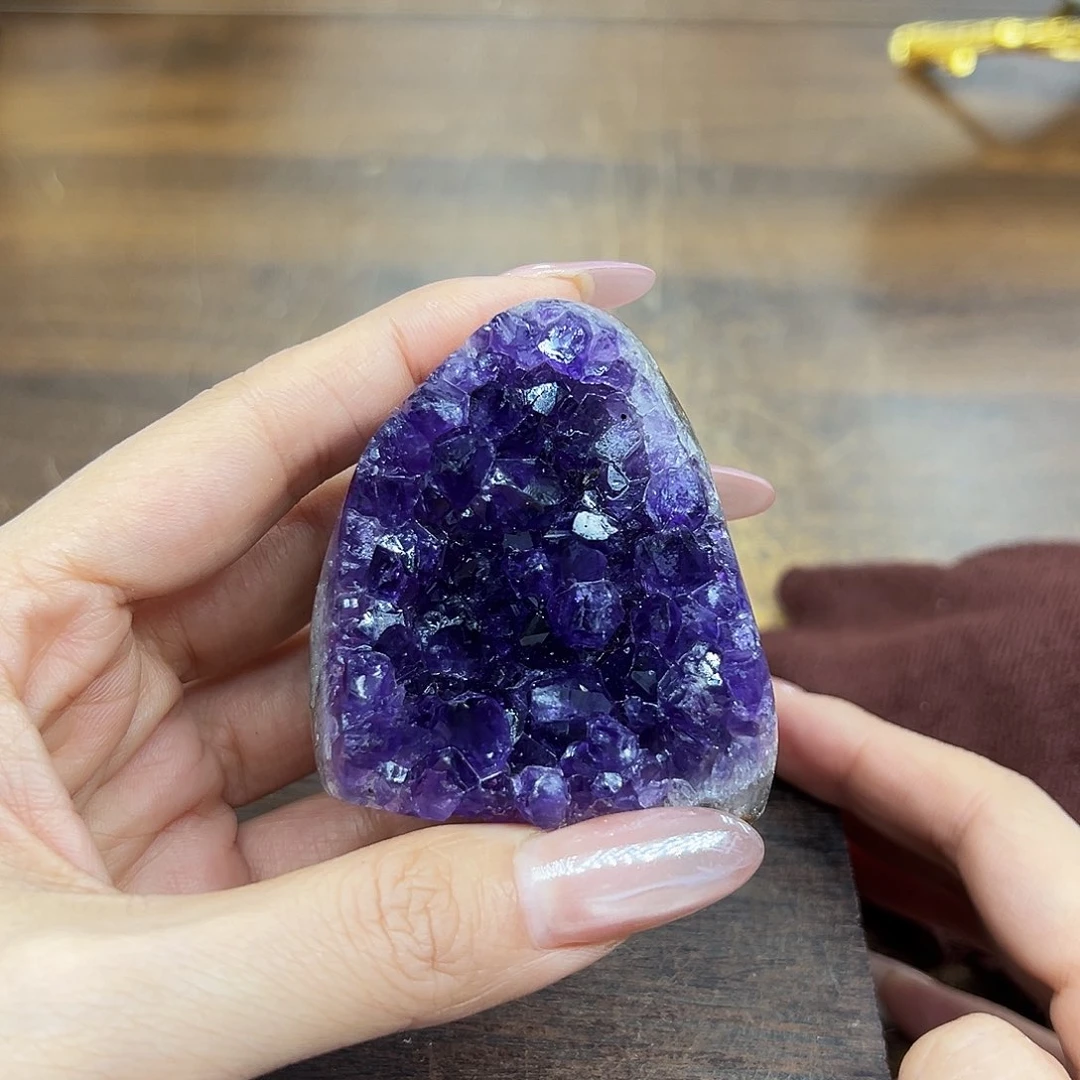 紫晶摆件未镶嵌晶体