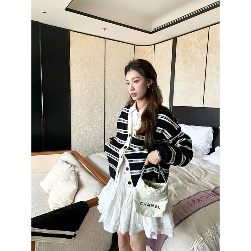 韩系慵懒风条纹撞色毛衣外套女2025秋季百搭减龄上衣蓬蓬半身裙子