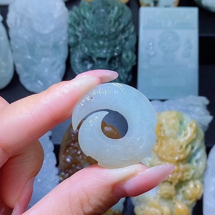 定制翡翠未镶嵌翡翠