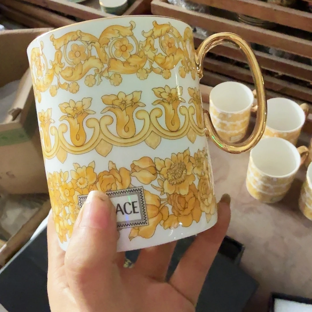 瓷片骨瓷高温工厂倒闭清仓
