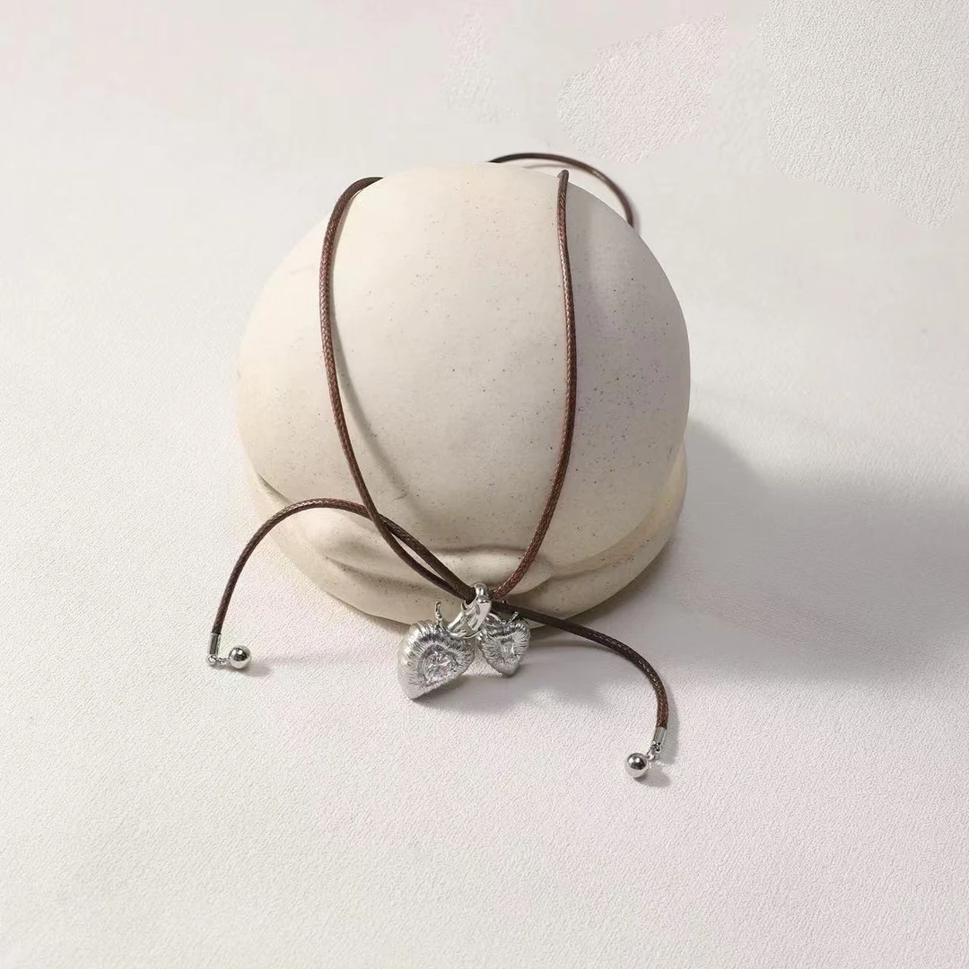 铜合金项链 双心项链女高级感小众设计吊坠简约气质大气精致时尚