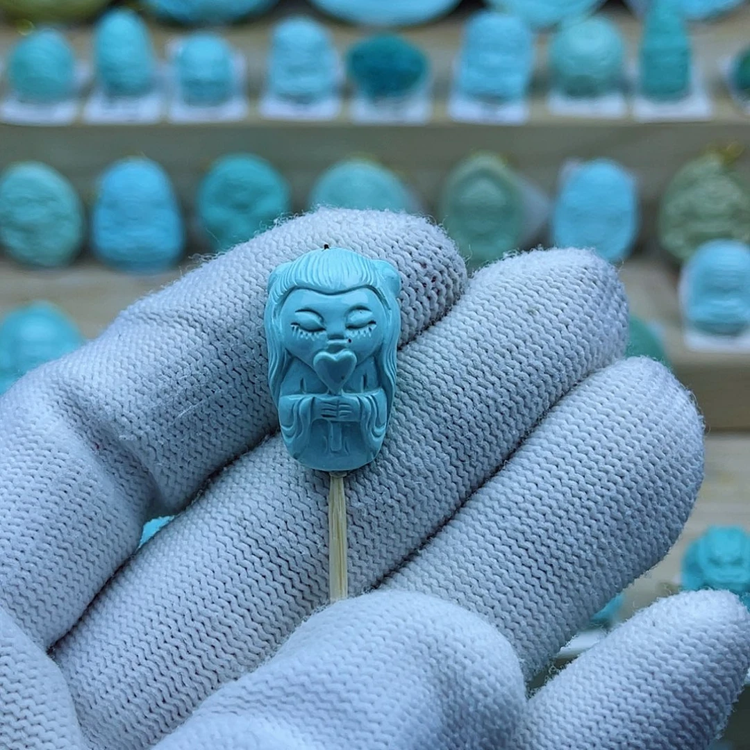 绿松石未镶嵌珠宝奇石