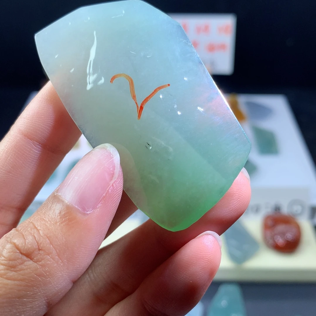 定制翡翠未镶嵌h****生包工包料